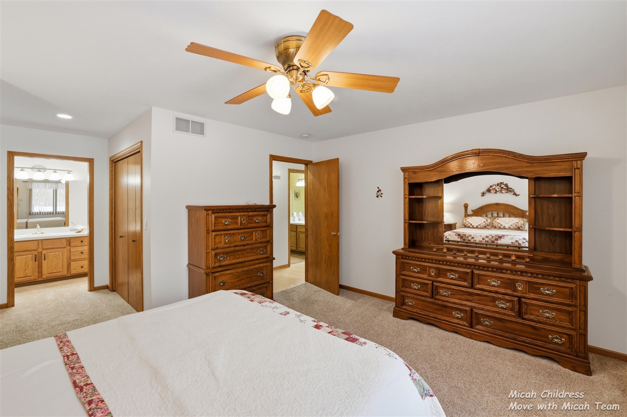 10299 Castletown, Zeeland, MI, 49464-8937