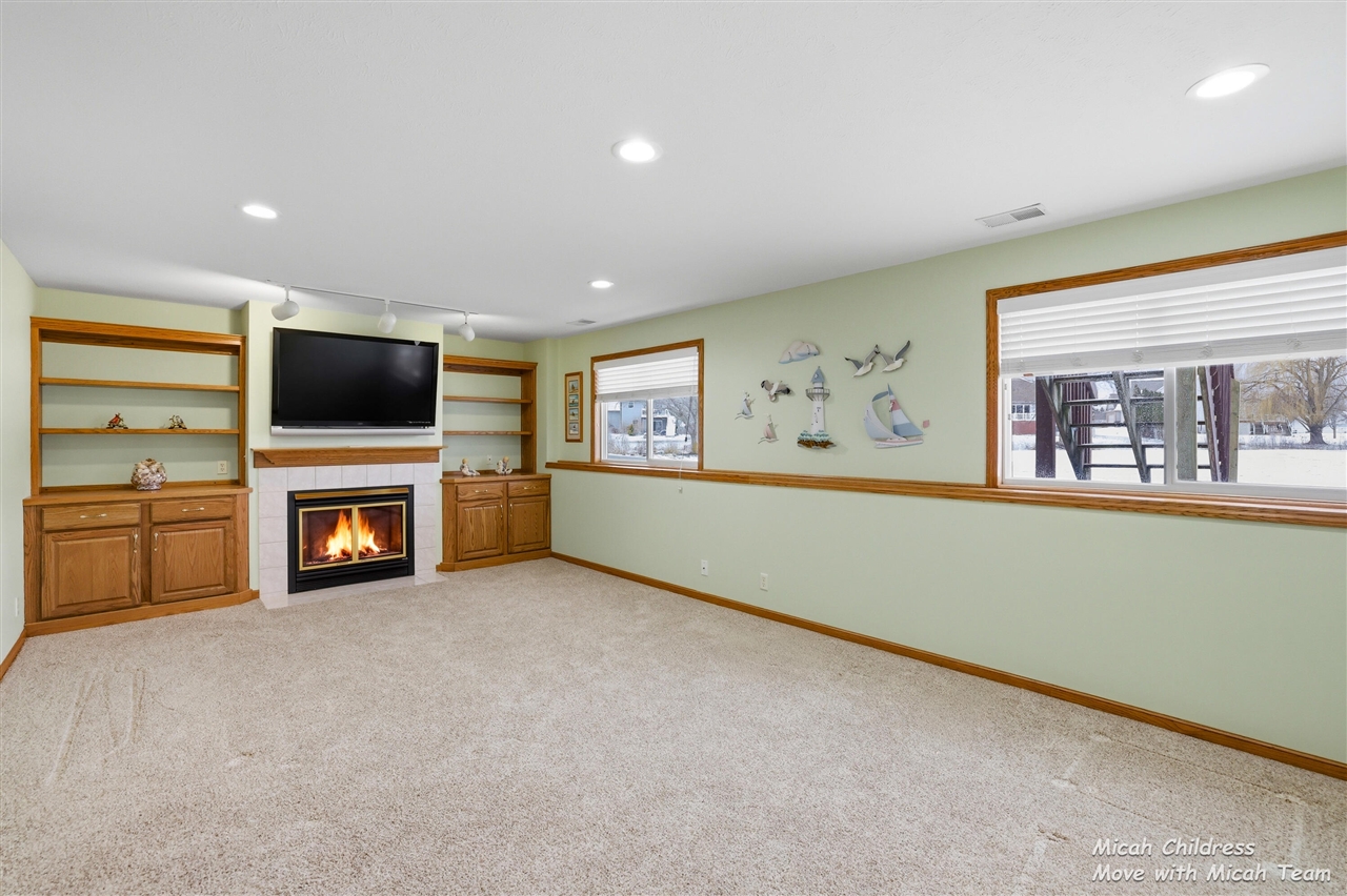 10299 Castletown, Zeeland, MI, 49464-8937