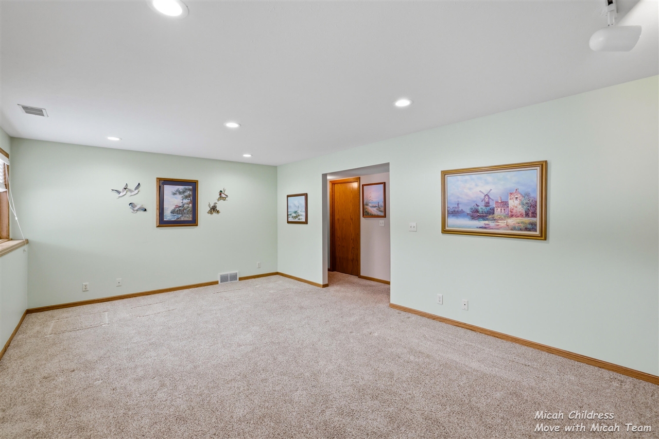 10299 Castletown, Zeeland, MI, 49464-8937