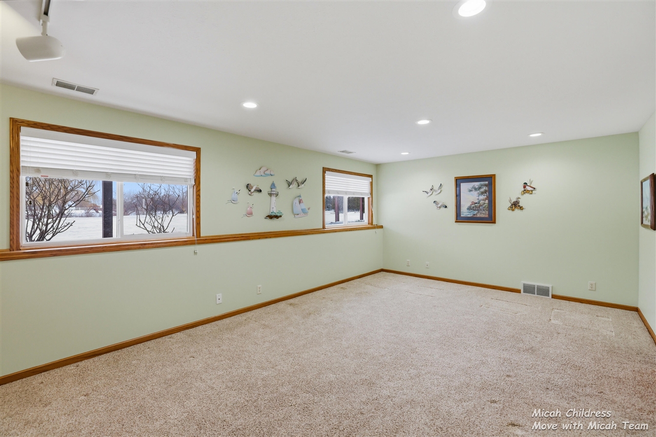 10299 Castletown, Zeeland, MI, 49464-8937