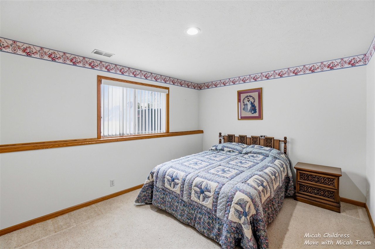 10299 Castletown, Zeeland, MI, 49464-8937