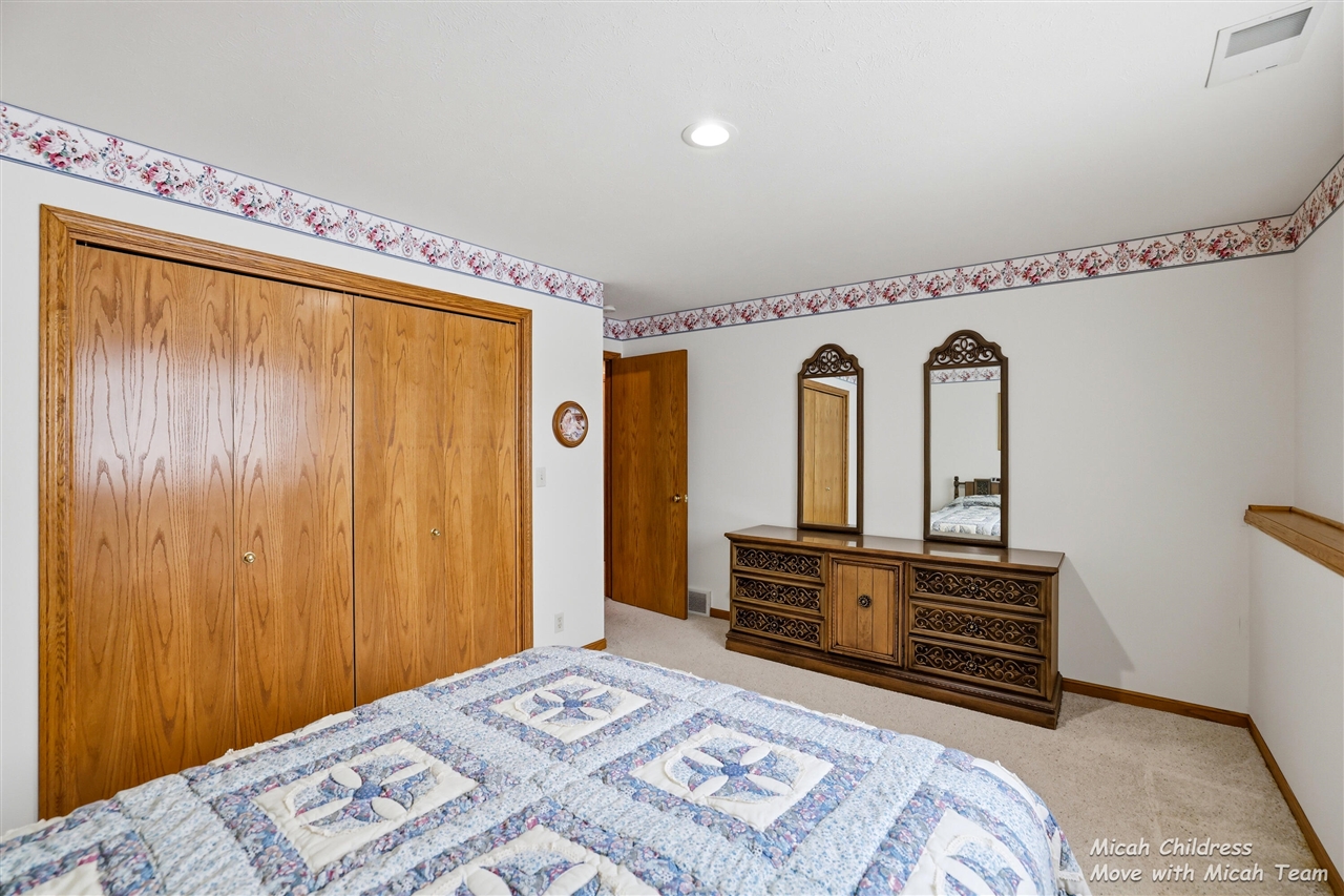 10299 Castletown, Zeeland, MI, 49464-8937