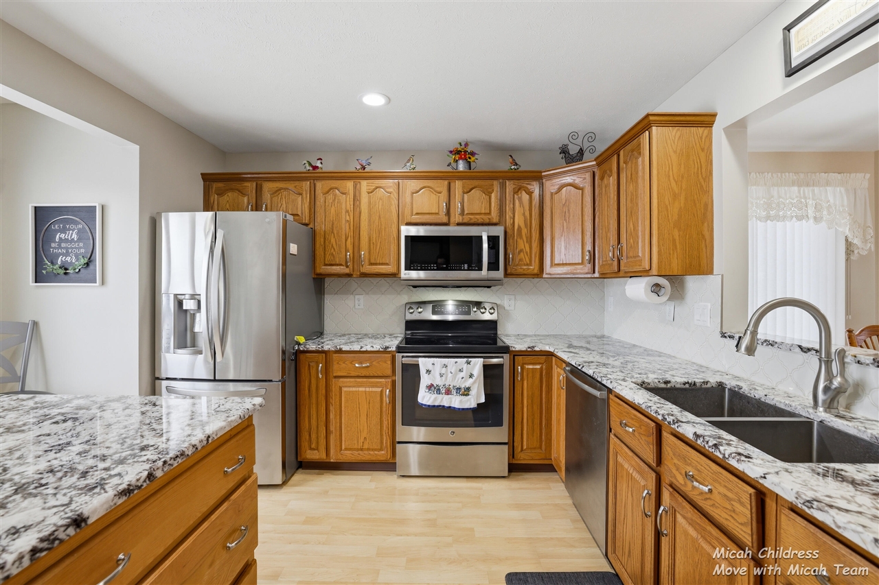 10299 Castletown, Zeeland, MI, 49464-8937