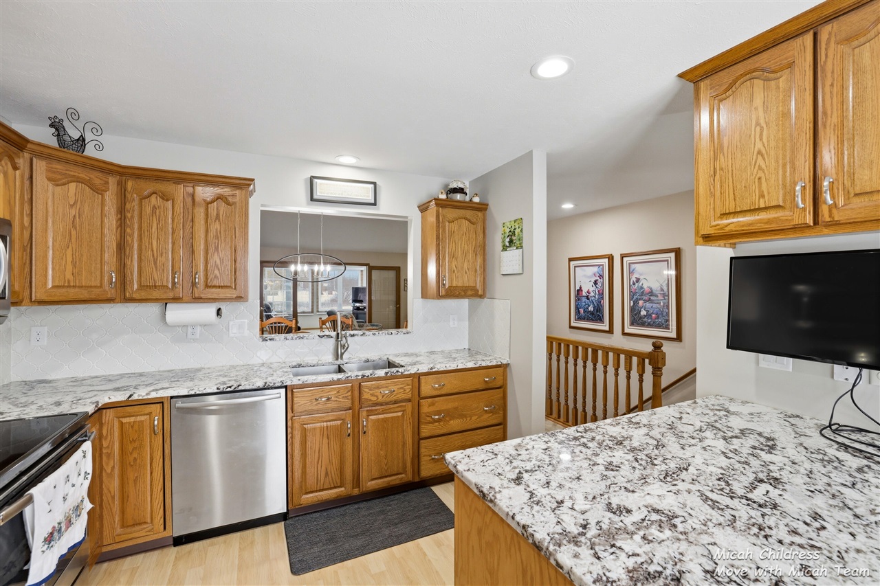 10299 Castletown, Zeeland, MI, 49464-8937