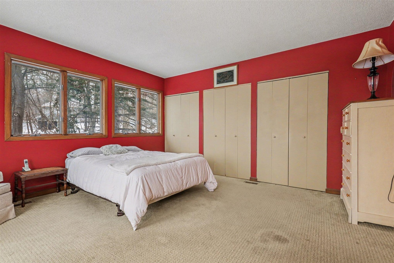 3135 Lakeshore Drive, Muskegon, MI, 49441-1108