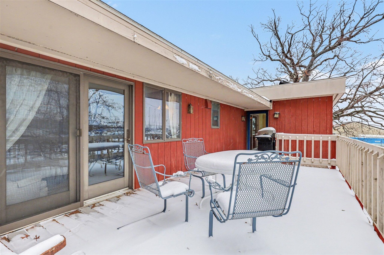 3135 Lakeshore Drive, Muskegon, MI, 49441-1108