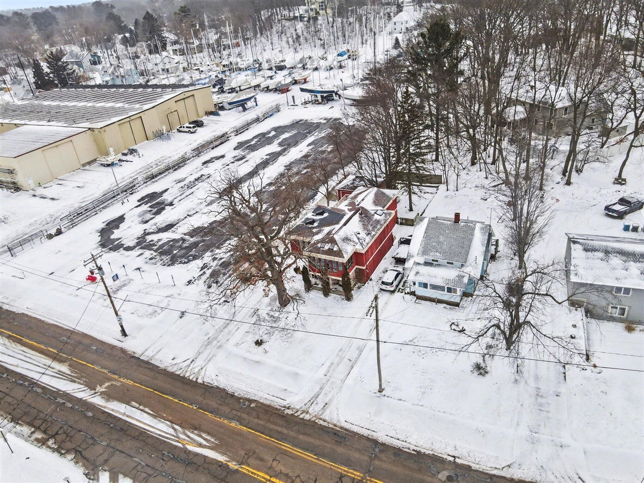 3135 Lakeshore Drive, Muskegon, MI, 49441-1108