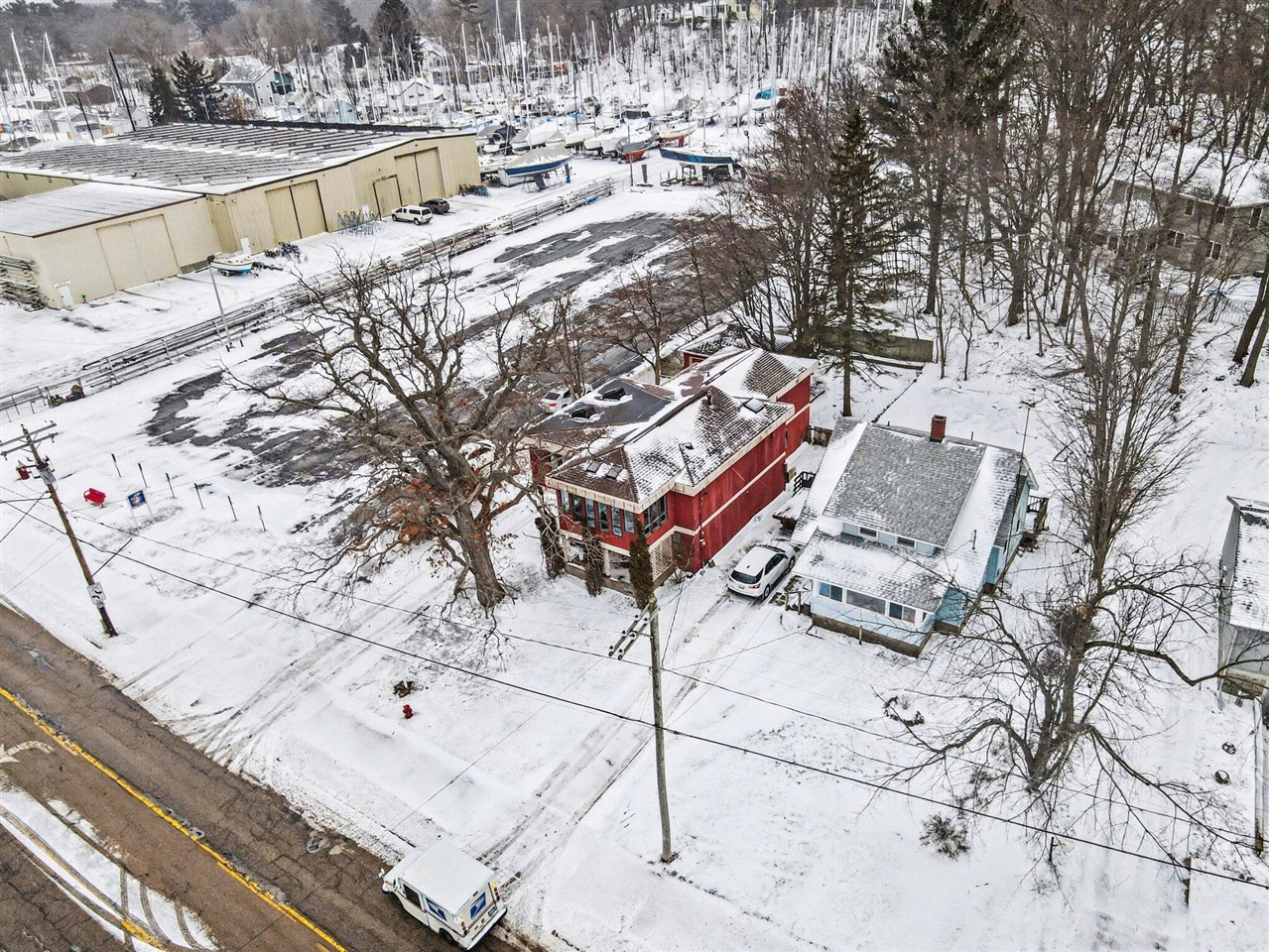 3135 Lakeshore Drive, Muskegon, MI, 49441-1108