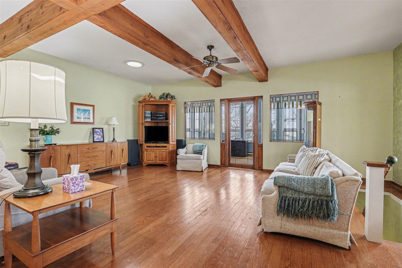 3135 Lakeshore Drive, Muskegon, MI, 49441-1108