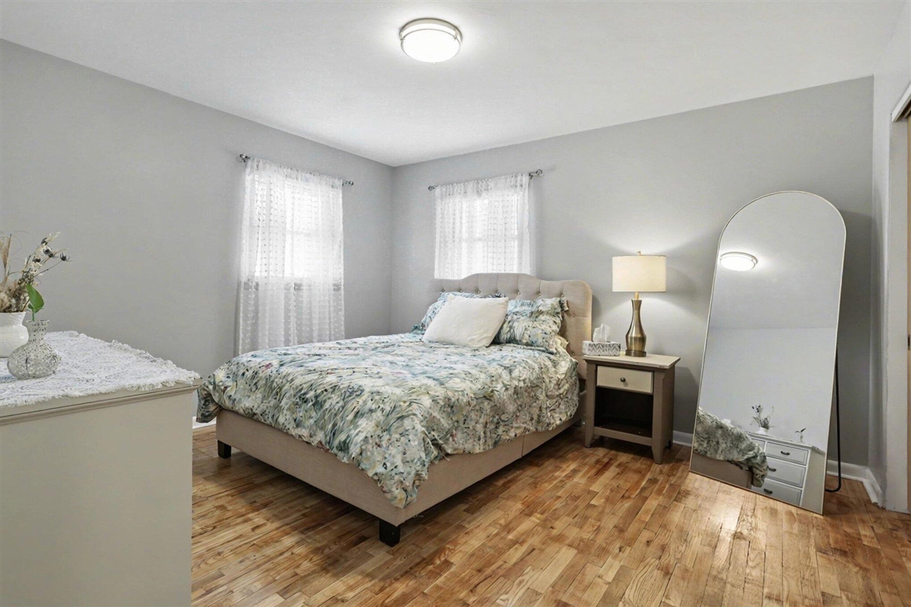 1829 Nash Drive, Saint Joseph, MI, 49085-9473