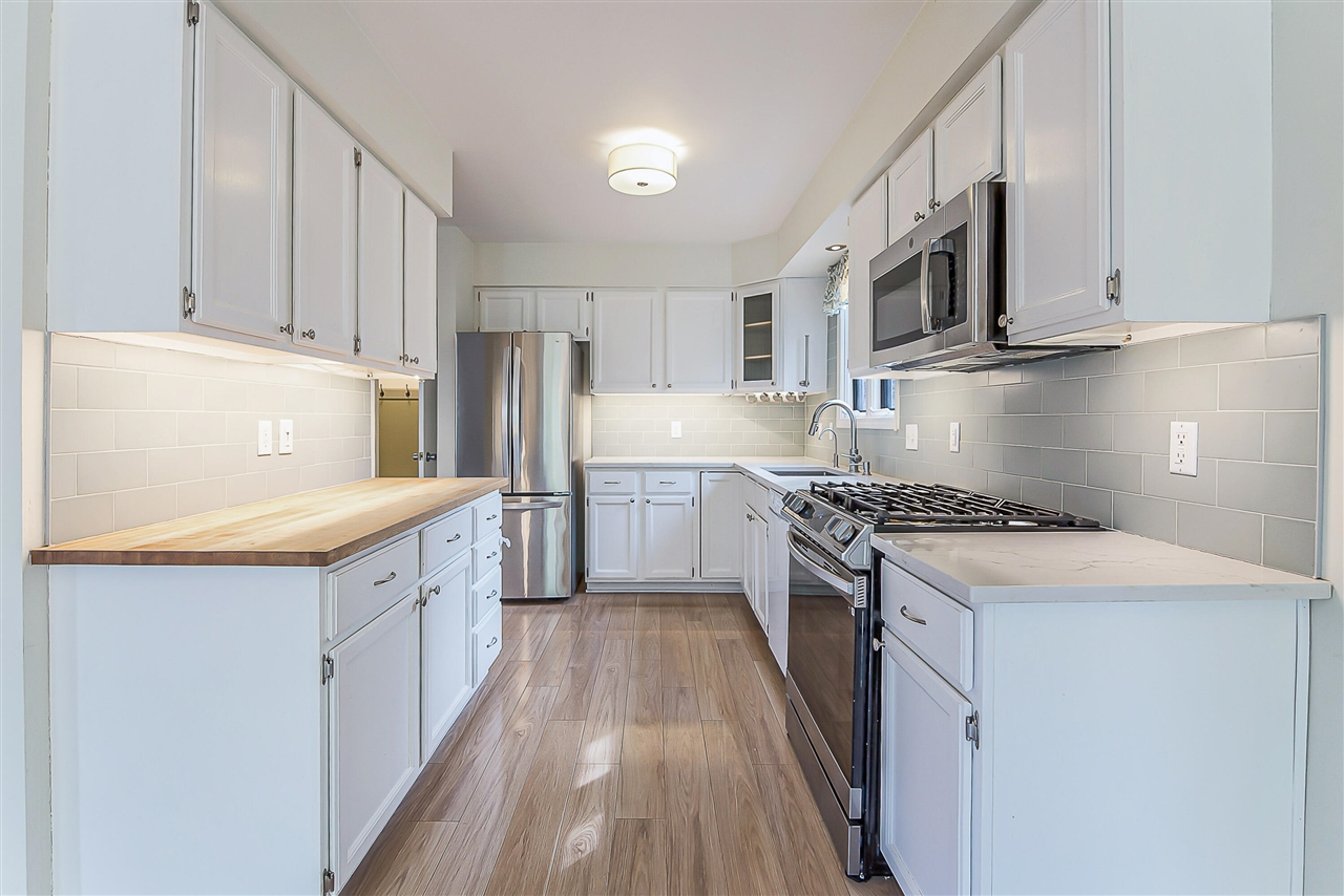 396 Berkshire Drive, Saline, MI, 48176-1066