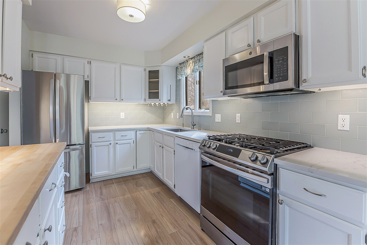 396 Berkshire Drive, Saline, MI, 48176-1066