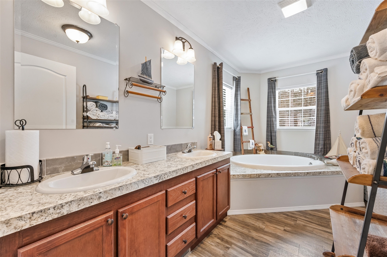 15220 NW Rapids Drive, Hersey, MI, 49639-8440