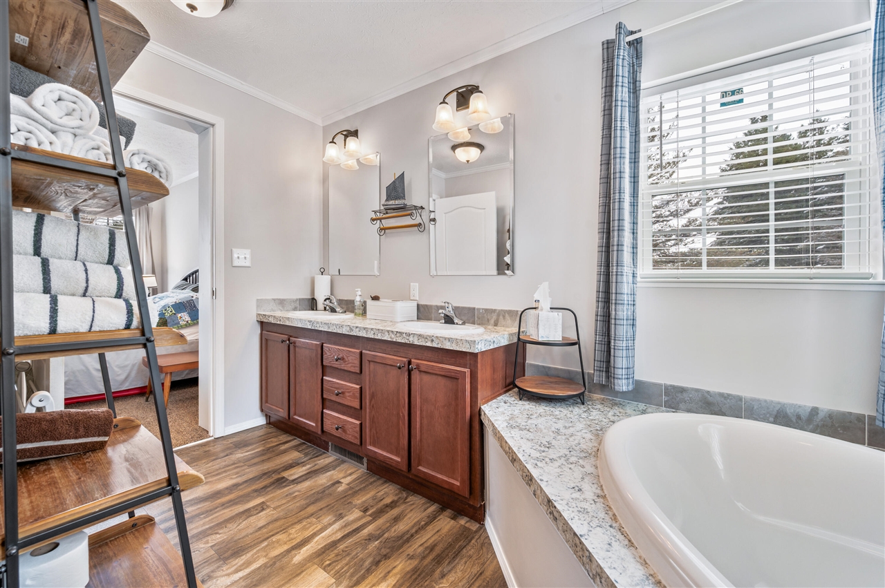 15220 NW Rapids Drive, Hersey, MI, 49639-8440