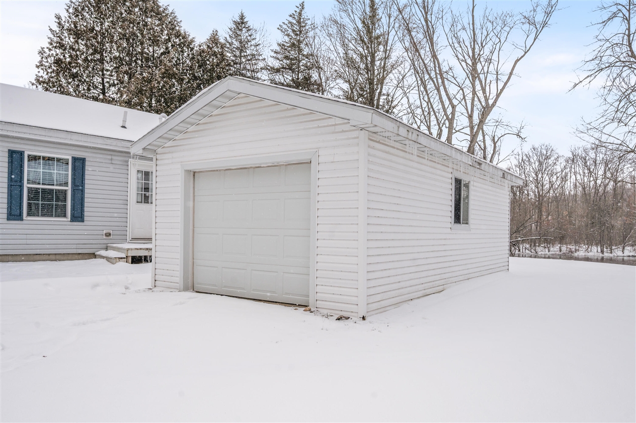 15220 NW Rapids Drive, Hersey, MI, 49639-8440