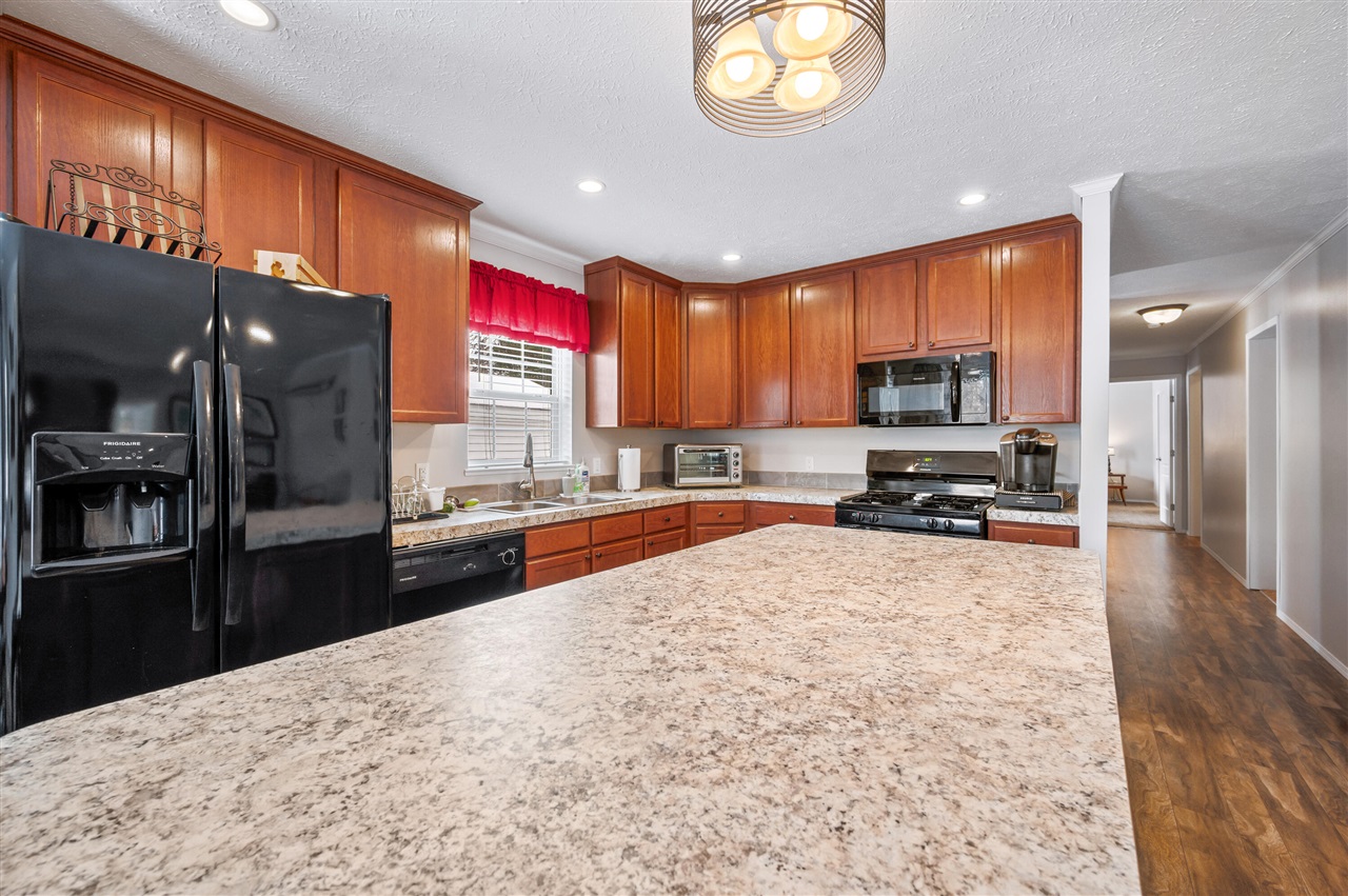 15220 NW Rapids Drive, Hersey, MI, 49639-8440