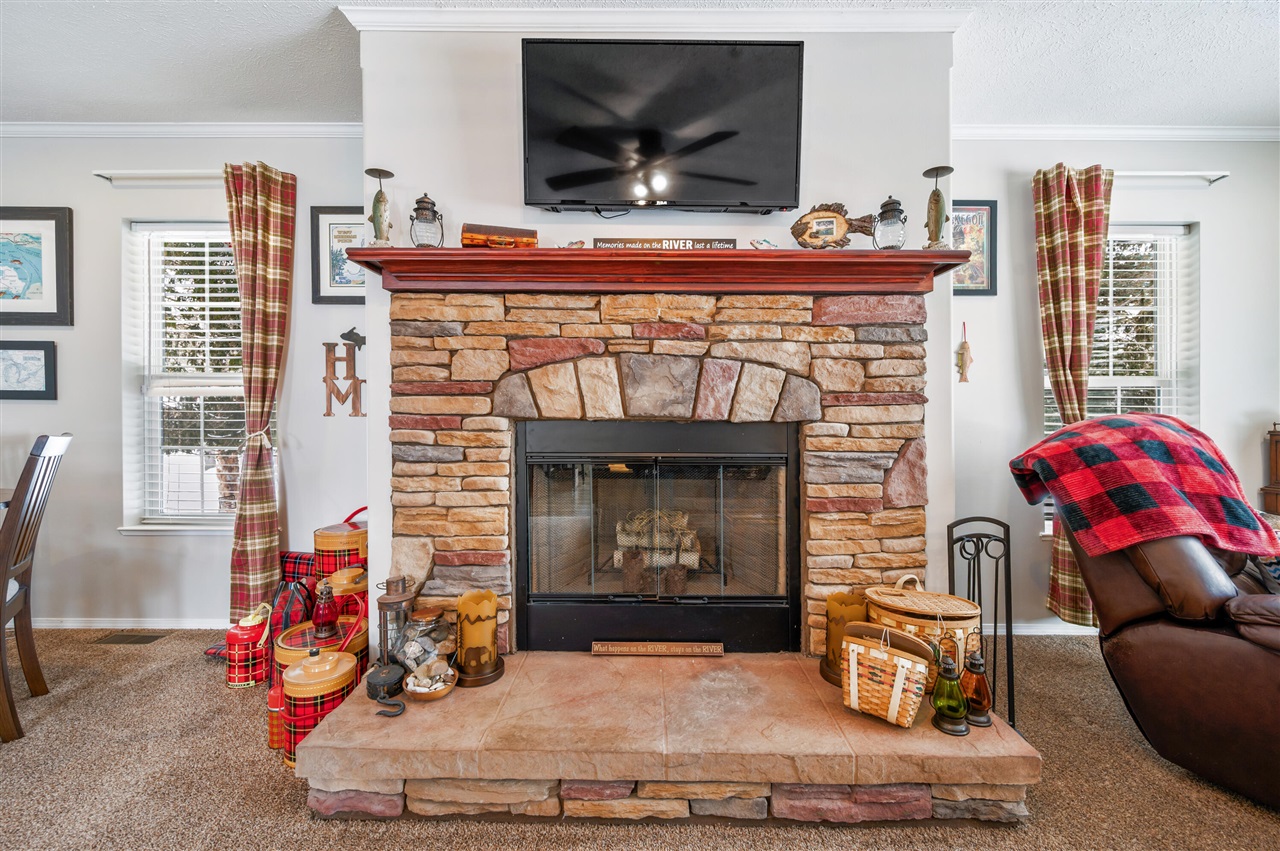 15220 NW Rapids Drive, Hersey, MI, 49639-8440