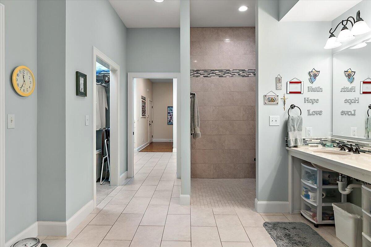 2666 Heritage Way, Stevensville, MI, 49127-8752