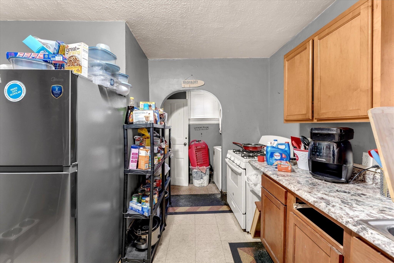 415 Graham Street, Grand Rapids, MI, 49503