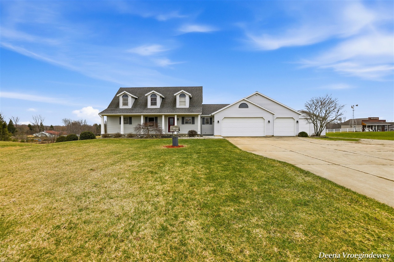 914 Jackson Street, Grandville, MI, 49418