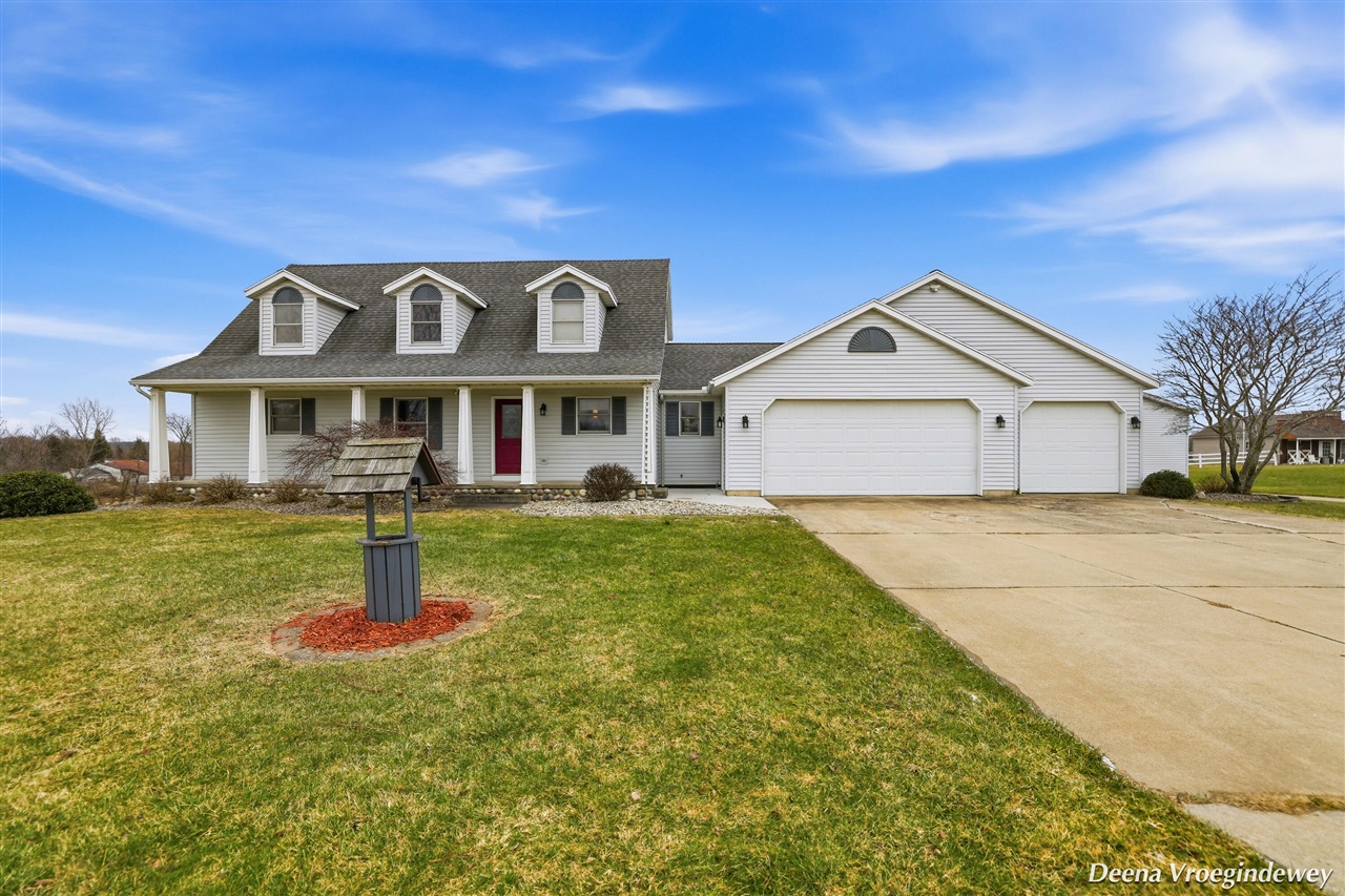 914 Jackson Street, Grandville, MI, 49418