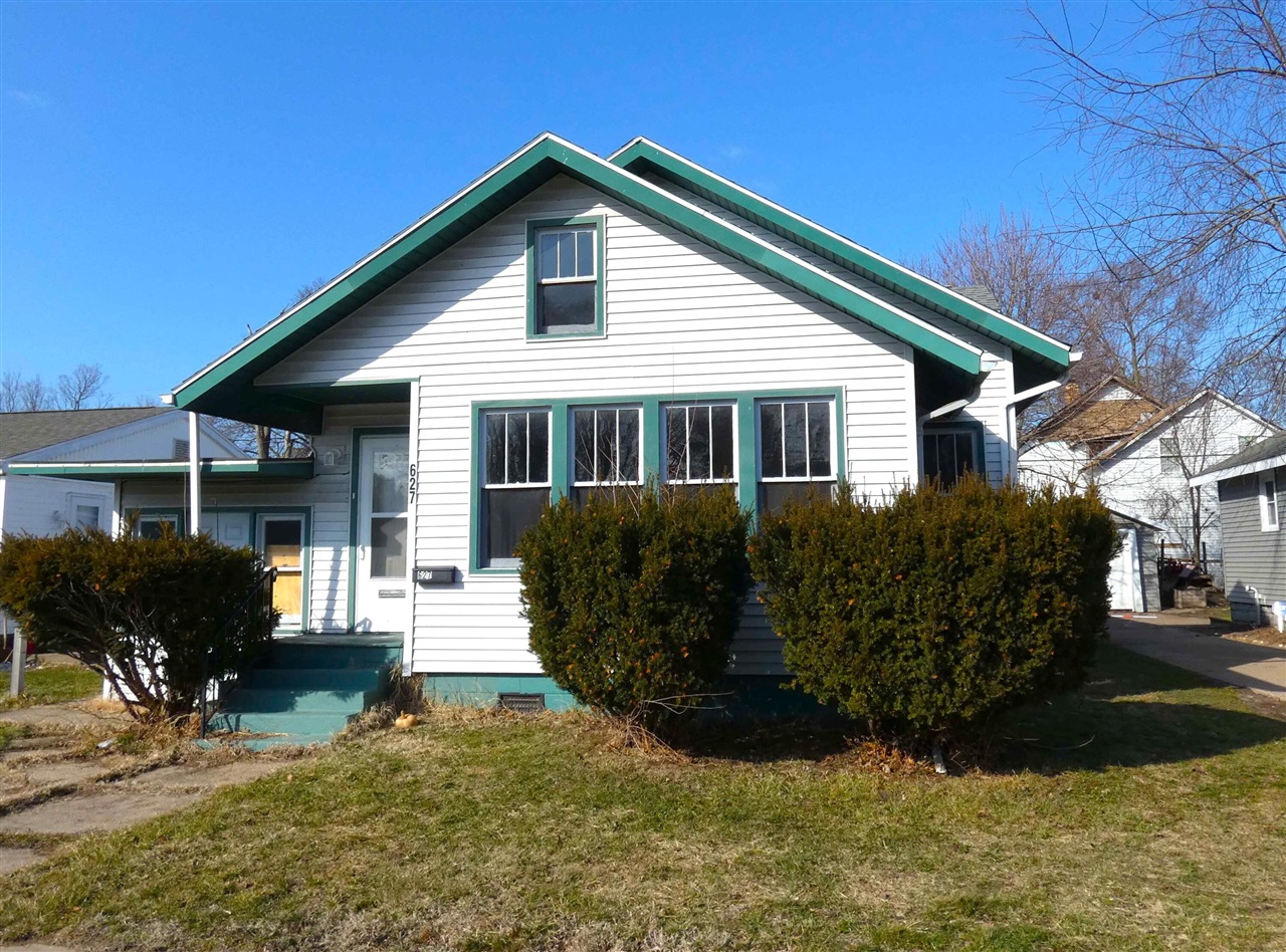 627 E Main Street, Benton Harbor, MI, 49022-3321