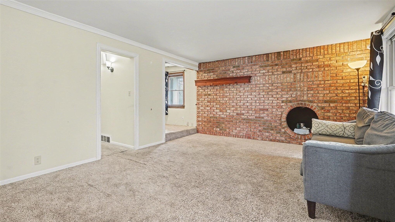 Homes for sale in Pinckney, MI | 3020 W M-36, Pinckney, MI 48169 | MLS# 70520331