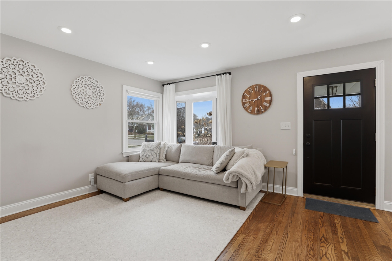 Homes for sale in Plymouth, MI | 325 N Evergreen St, Plymouth, MI 48170 | MLS# 70520333