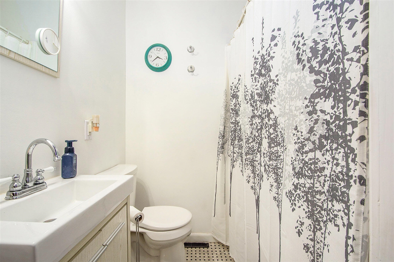 513 Gregory Place, Jackson, MI, 49202-2607