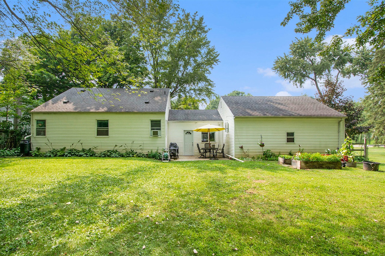 513 Gregory Place, Jackson, MI, 49202-2607