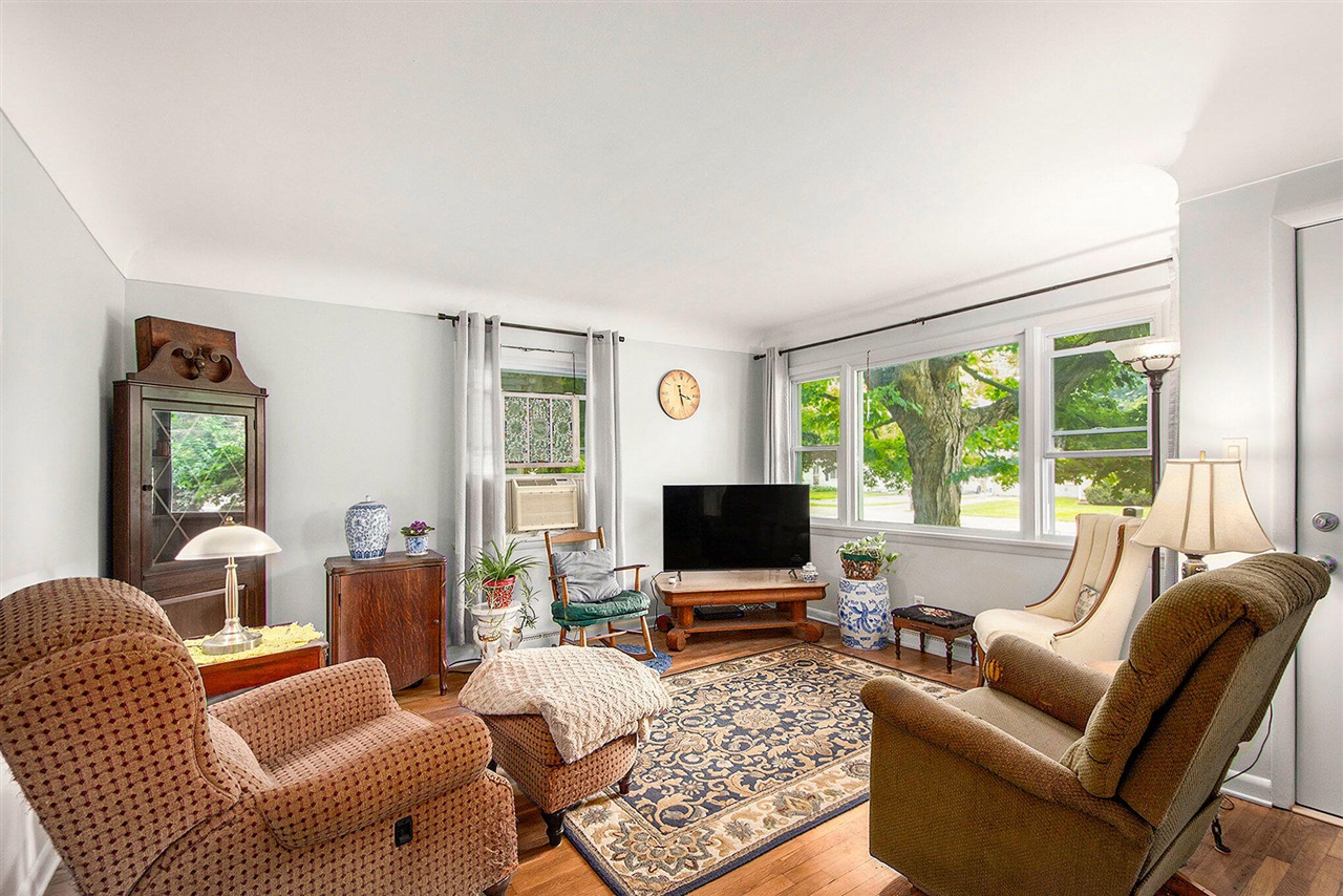 513 Gregory Place, Jackson, MI, 49202-2607