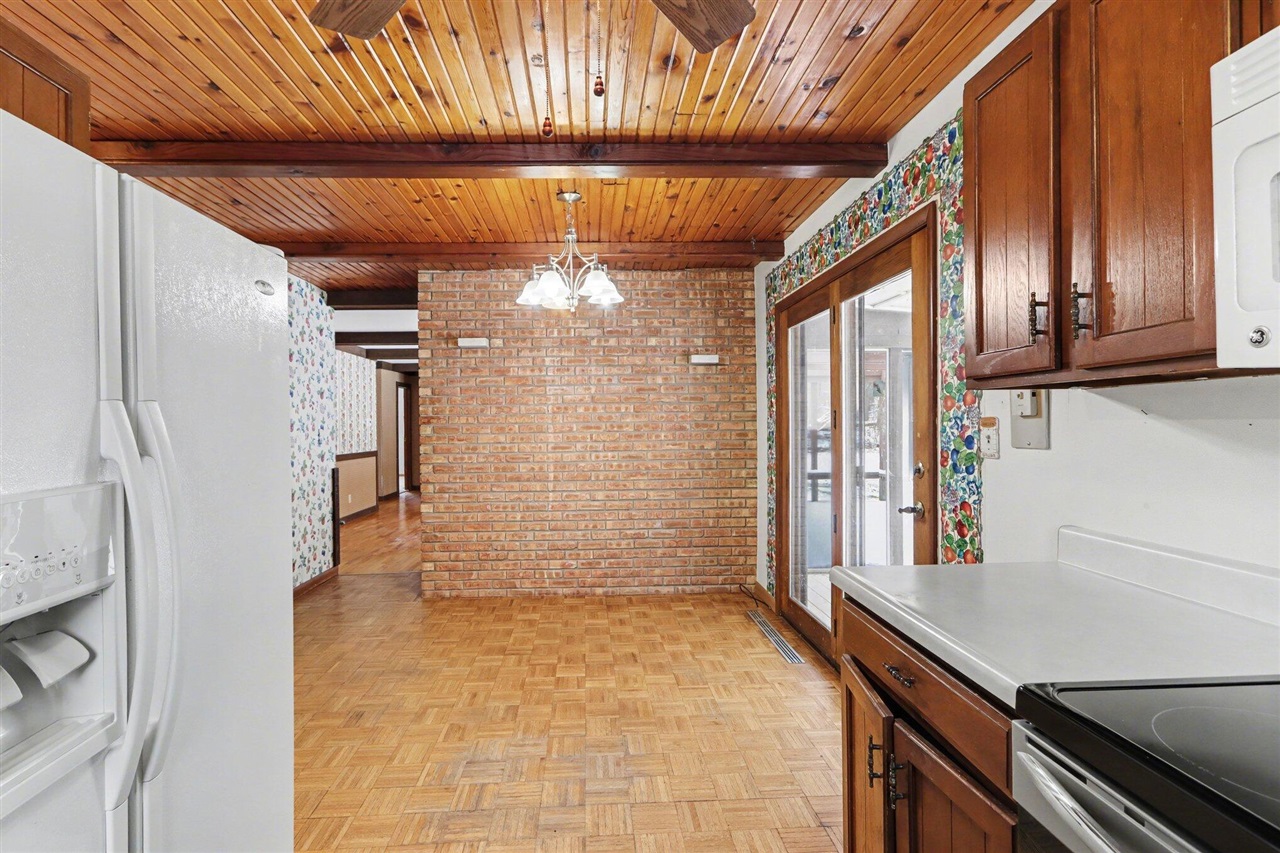 14789 E Augusta Drive, Augusta, MI, 49012-9626