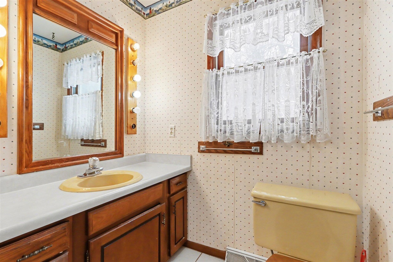 14789 E Augusta Drive, Augusta, MI, 49012-9626