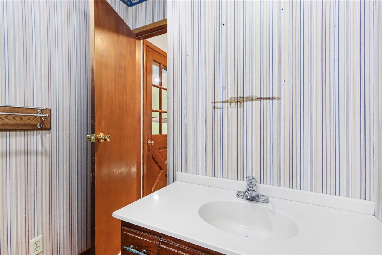 14789 E Augusta Drive, Augusta, MI, 49012-9626