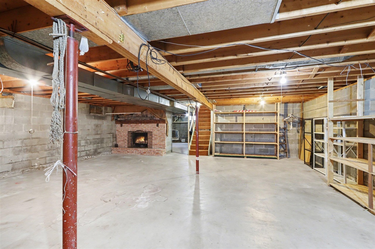 14789 E Augusta Drive, Augusta, MI, 49012-9626