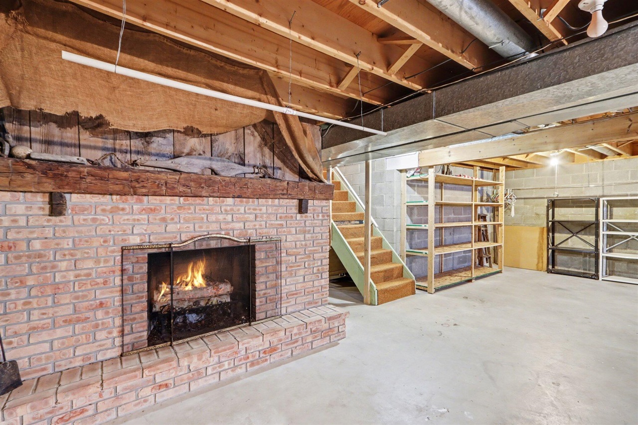 14789 E Augusta Drive, Augusta, MI, 49012-9626