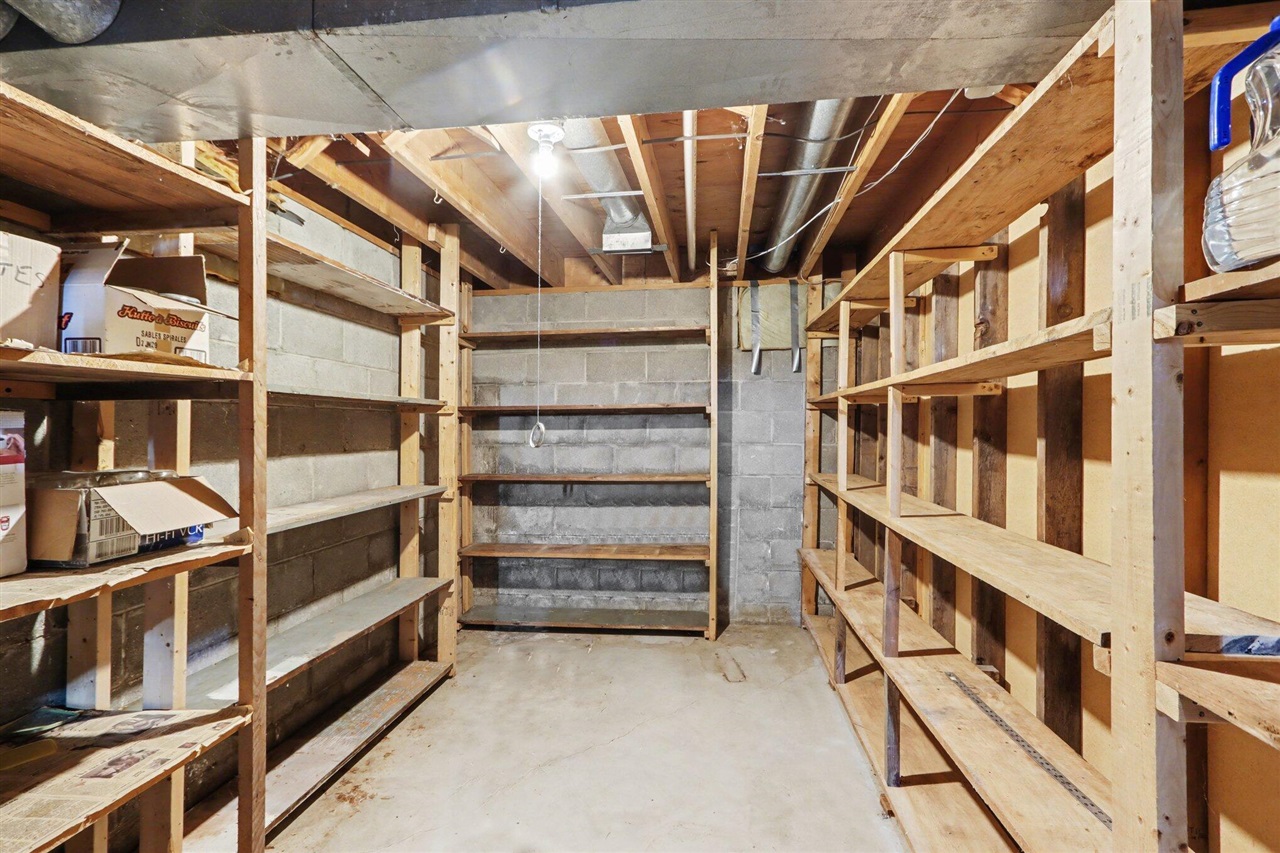 14789 E Augusta Drive, Augusta, MI, 49012-9626