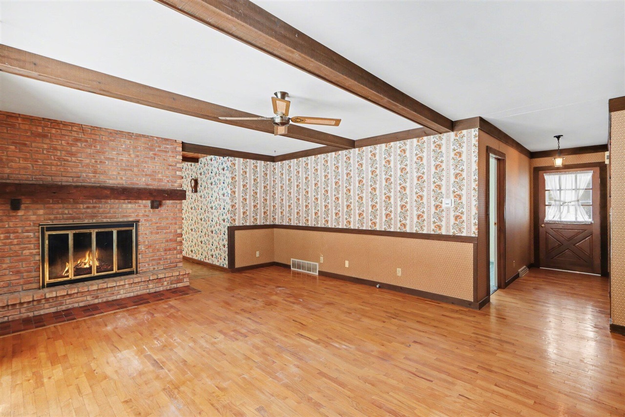 14789 E Augusta Drive, Augusta, MI, 49012-9626