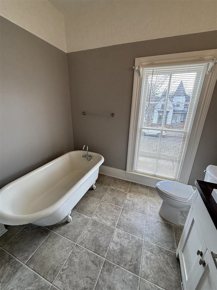 118 S Evans Street UNIT&nbsp;Unit: B, Tecumseh, MI, 49286