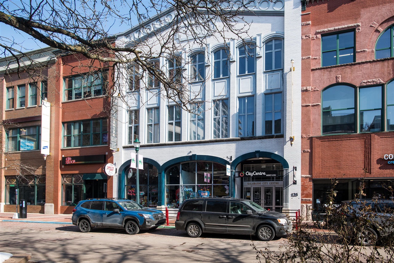125 S Kalamazoo Mall, Kalamazoo, MI, 49007