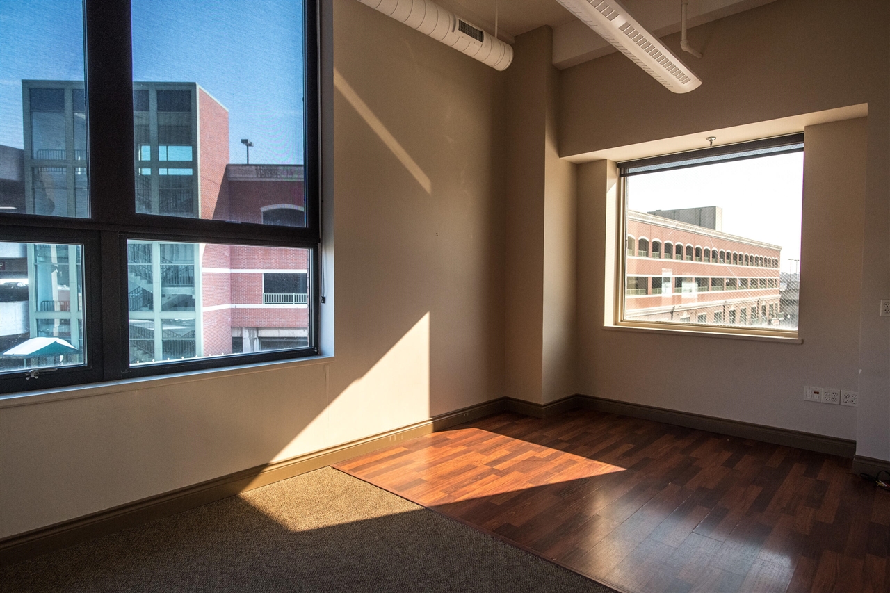 125 S Kalamazoo Mall, Kalamazoo, MI, 49007