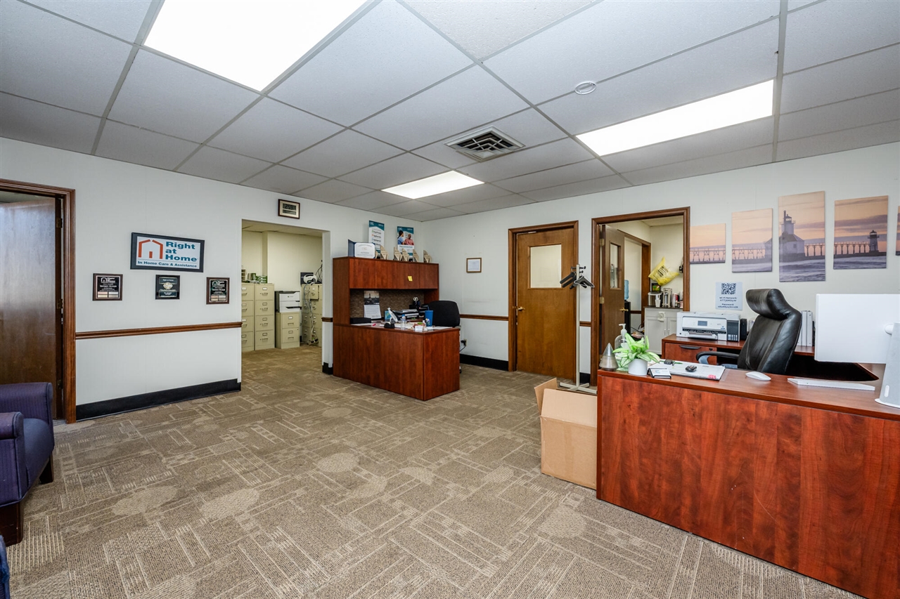 1111 Main Street, Saint Joseph, MI, 49085-2653
