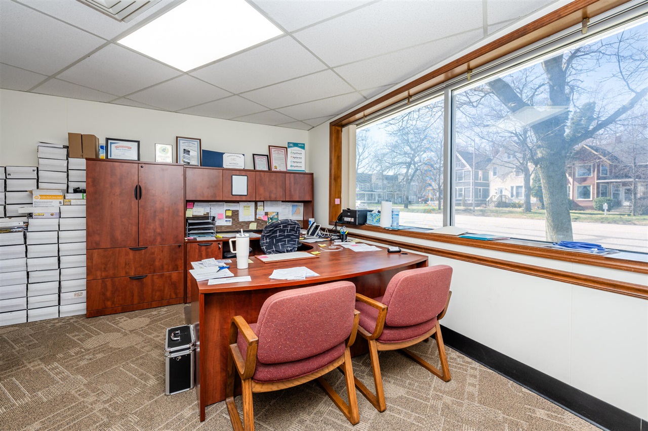 1111 Main Street, Saint Joseph, MI, 49085-2653