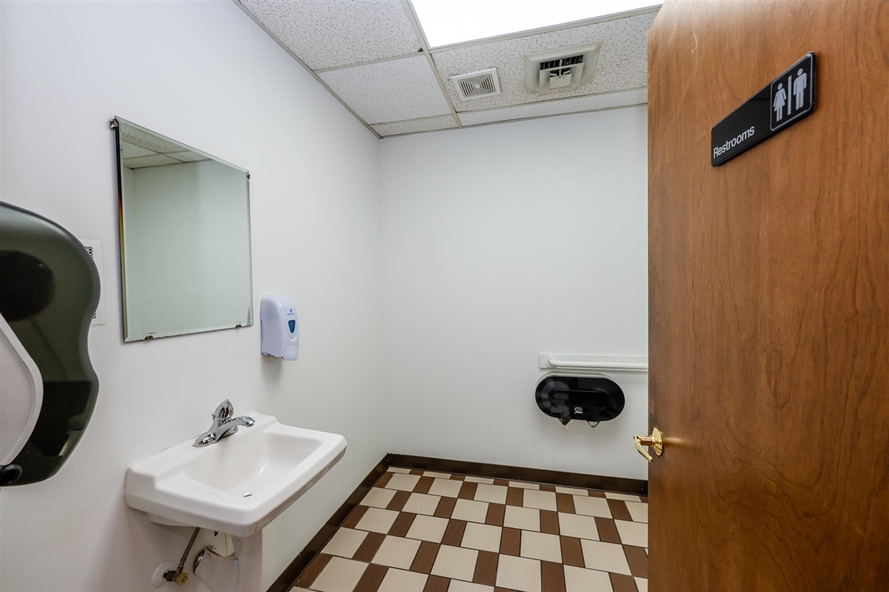 1111 Main Street, Saint Joseph, MI, 49085-2653