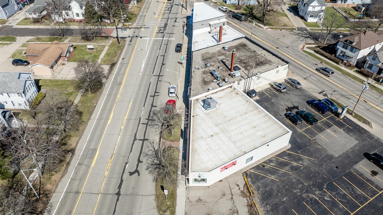 1111 Main Street, Saint Joseph, MI, 49085-2653