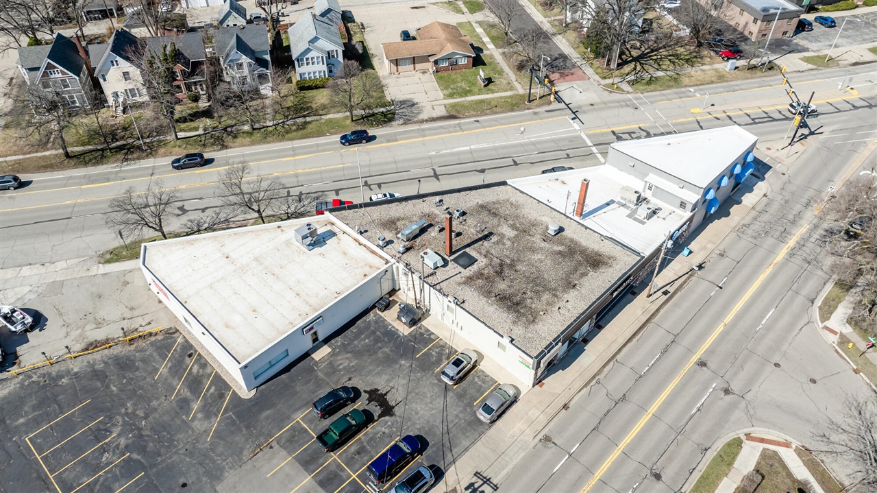 1111 Main Street, Saint Joseph, MI, 49085-2653