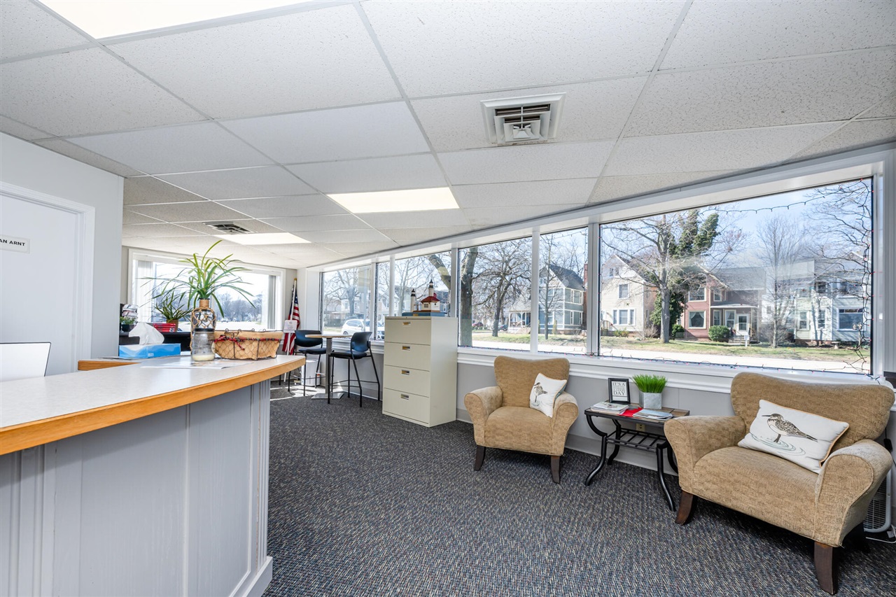 1111 Main Street, Saint Joseph, MI, 49085-2653