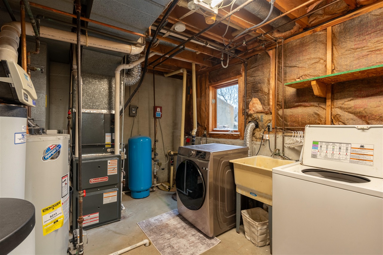 3558 Mistywood Street, Caledonia, MI, 49316-9115