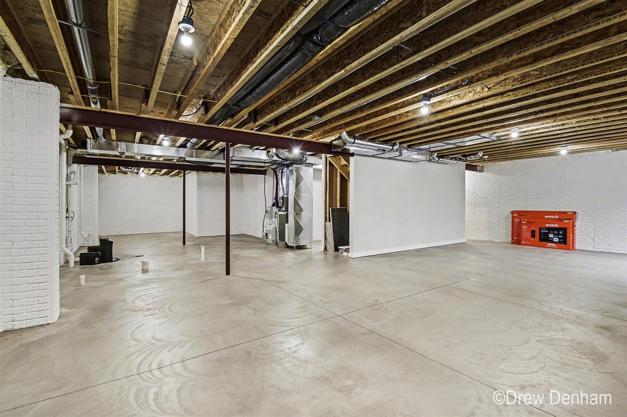 4219 Village Green Drive, Freeland, MI, 48623