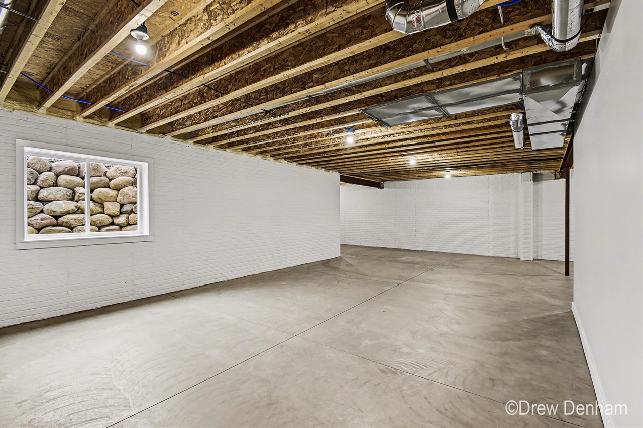 4219 Village Green Drive, Freeland, MI, 48623